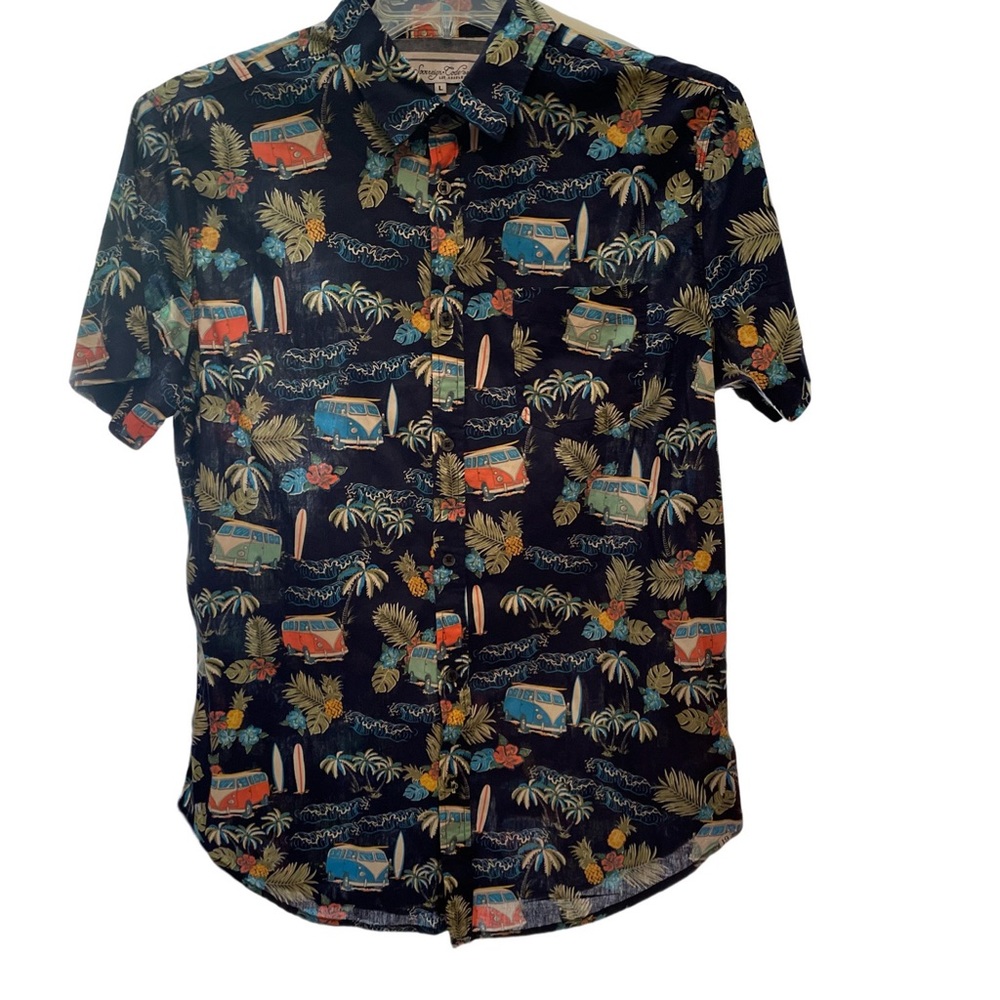 Men’s S. Code short sleeve button shirt.Fun print with VW Vans .Stand out.